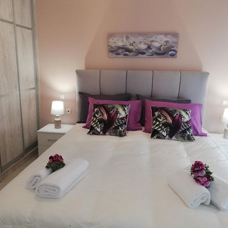 Meltemi Beach Apartments Mílatos Ngoại thất bức ảnh