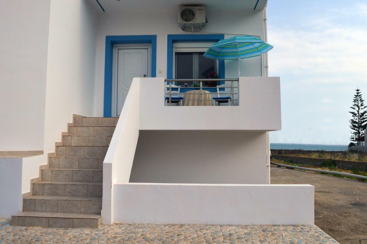Meltemi Beach Apartments Mílatos Ngoại thất bức ảnh