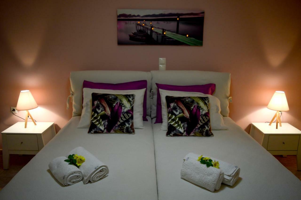Meltemi Beach Apartments Mílatos Ngoại thất bức ảnh